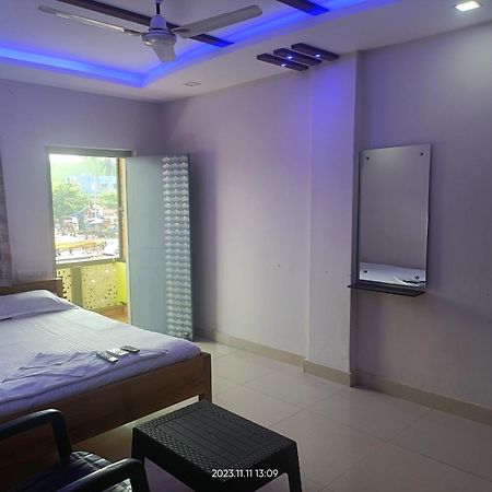 Hotel Grand View ปูรี ภายนอก รูปภาพ