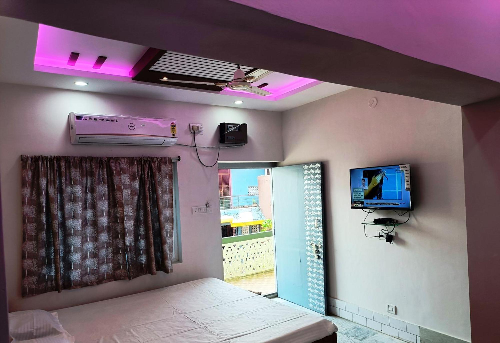 Hotel Grand View ปูรี ภายนอก รูปภาพ