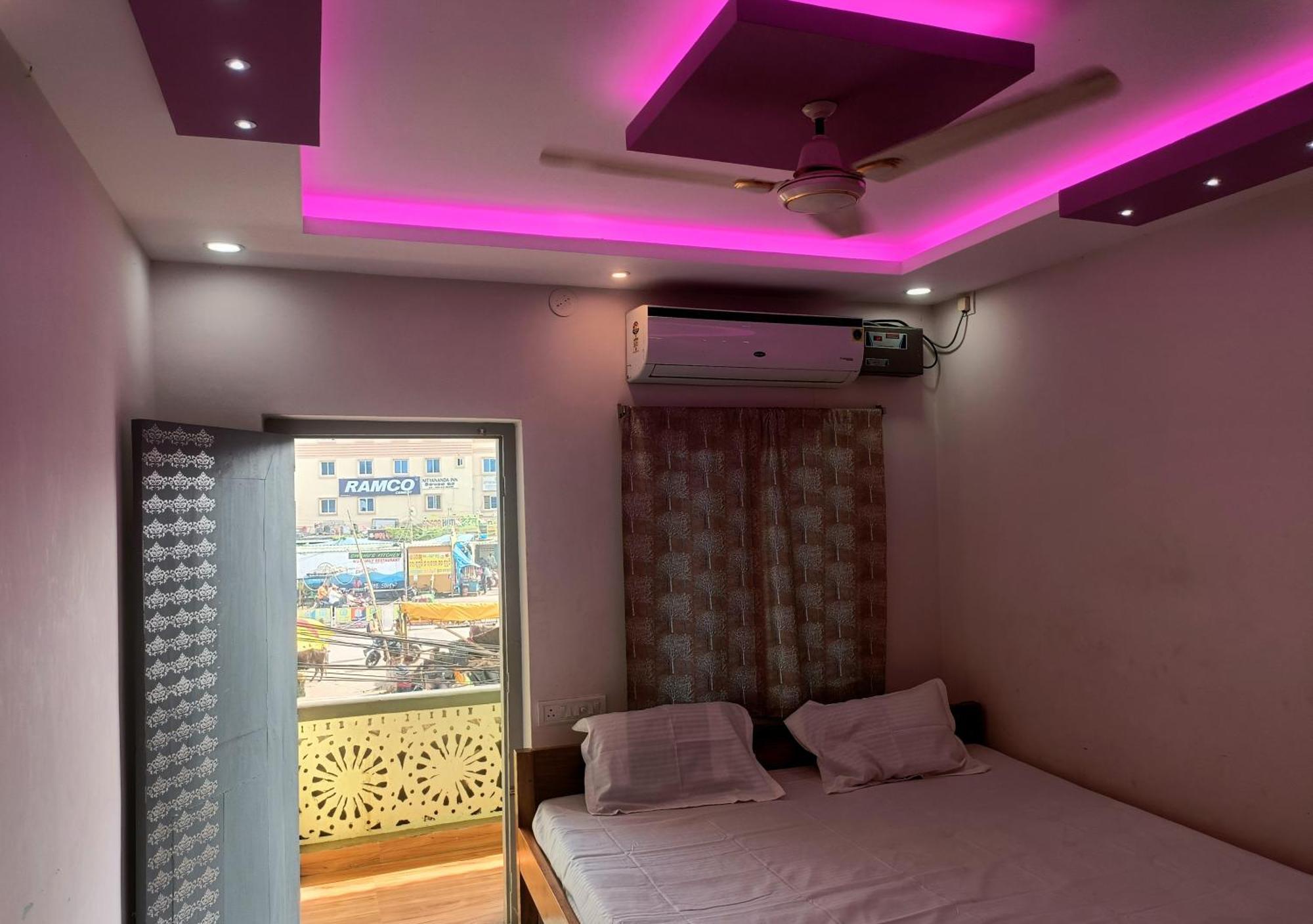 Hotel Grand View ปูรี ภายนอก รูปภาพ