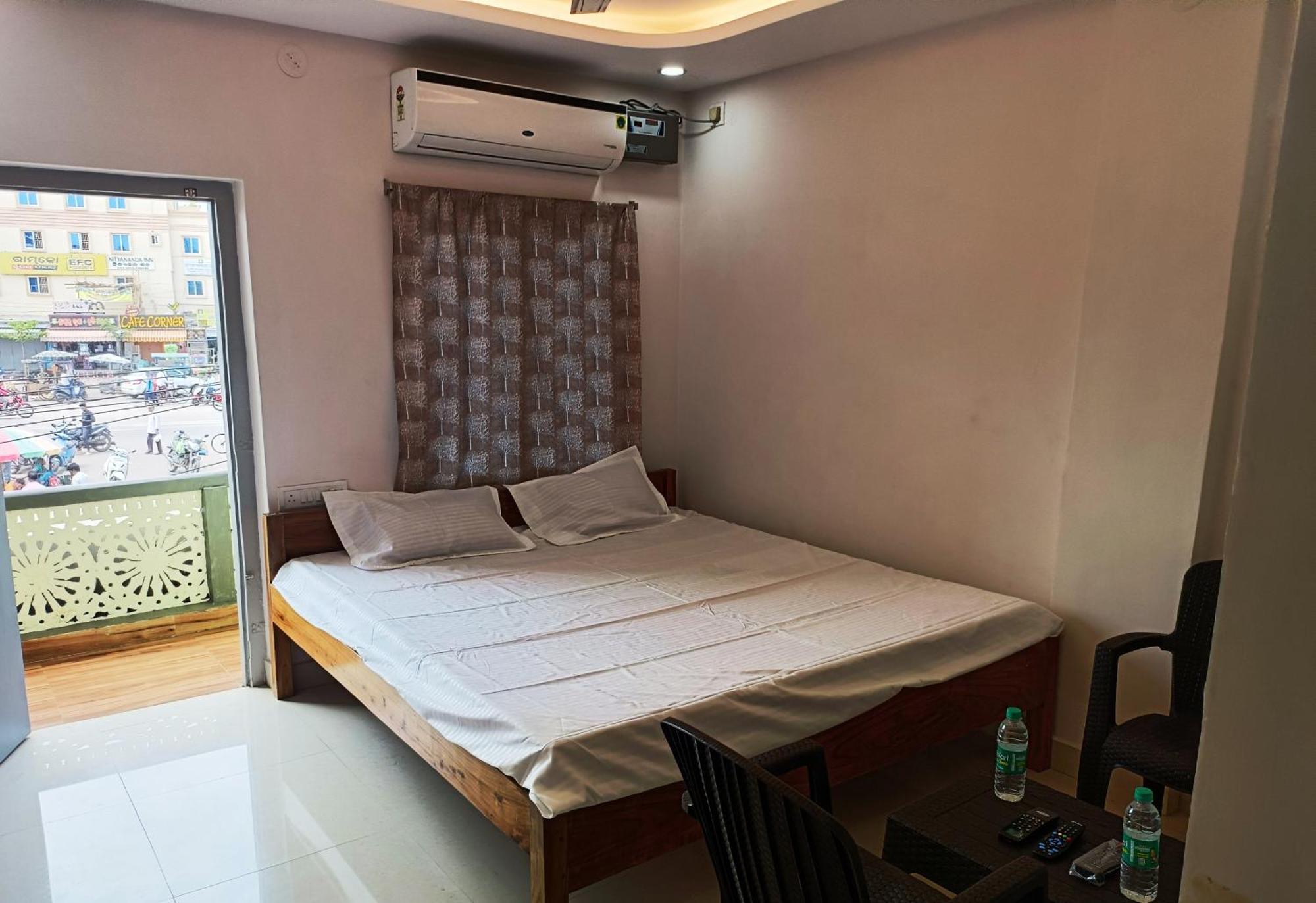 Hotel Grand View ปูรี ภายนอก รูปภาพ