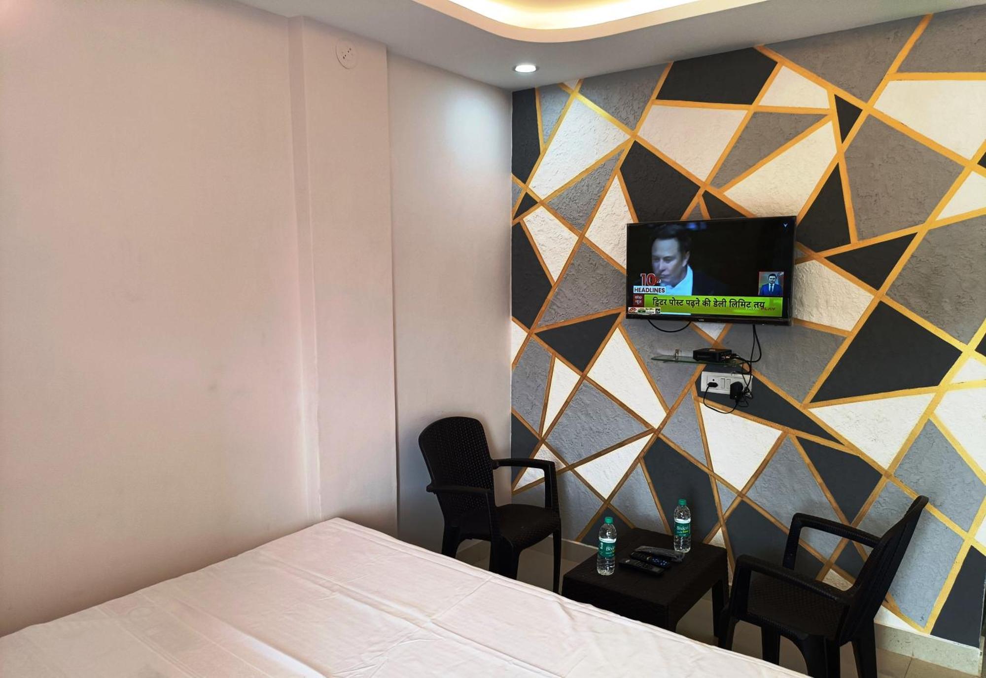 Hotel Grand View ปูรี ภายนอก รูปภาพ