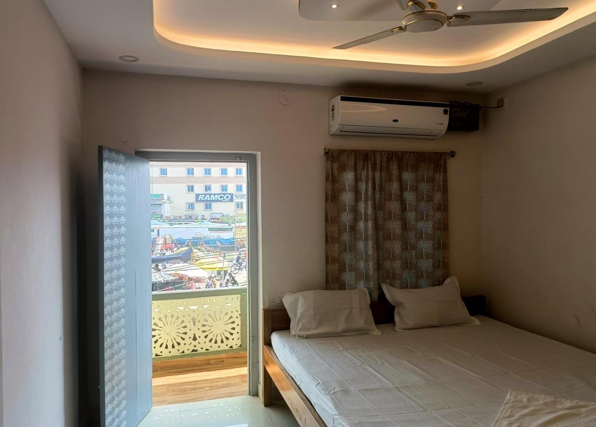Hotel Grand View ปูรี ภายนอก รูปภาพ