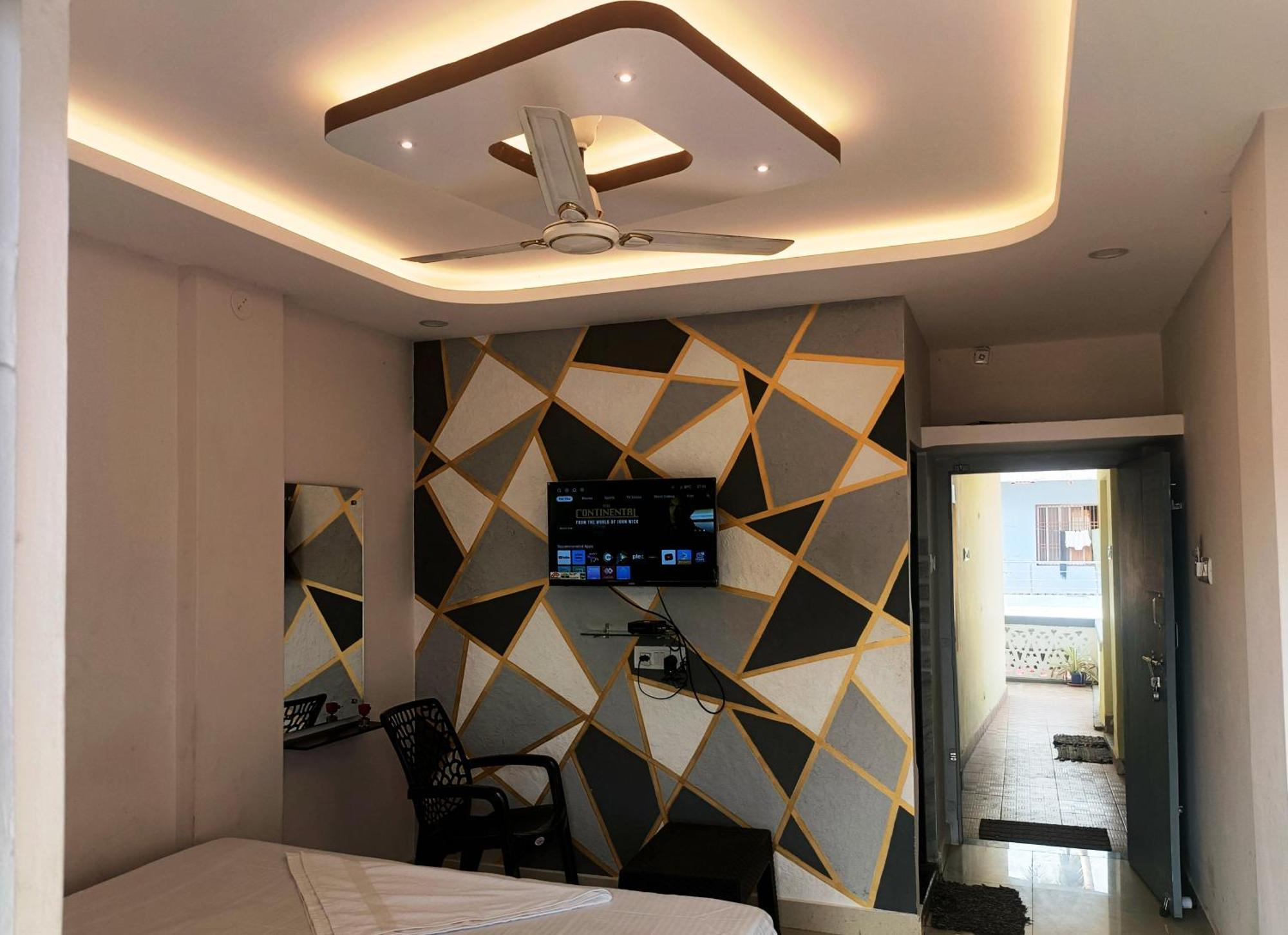 Hotel Grand View ปูรี ภายนอก รูปภาพ