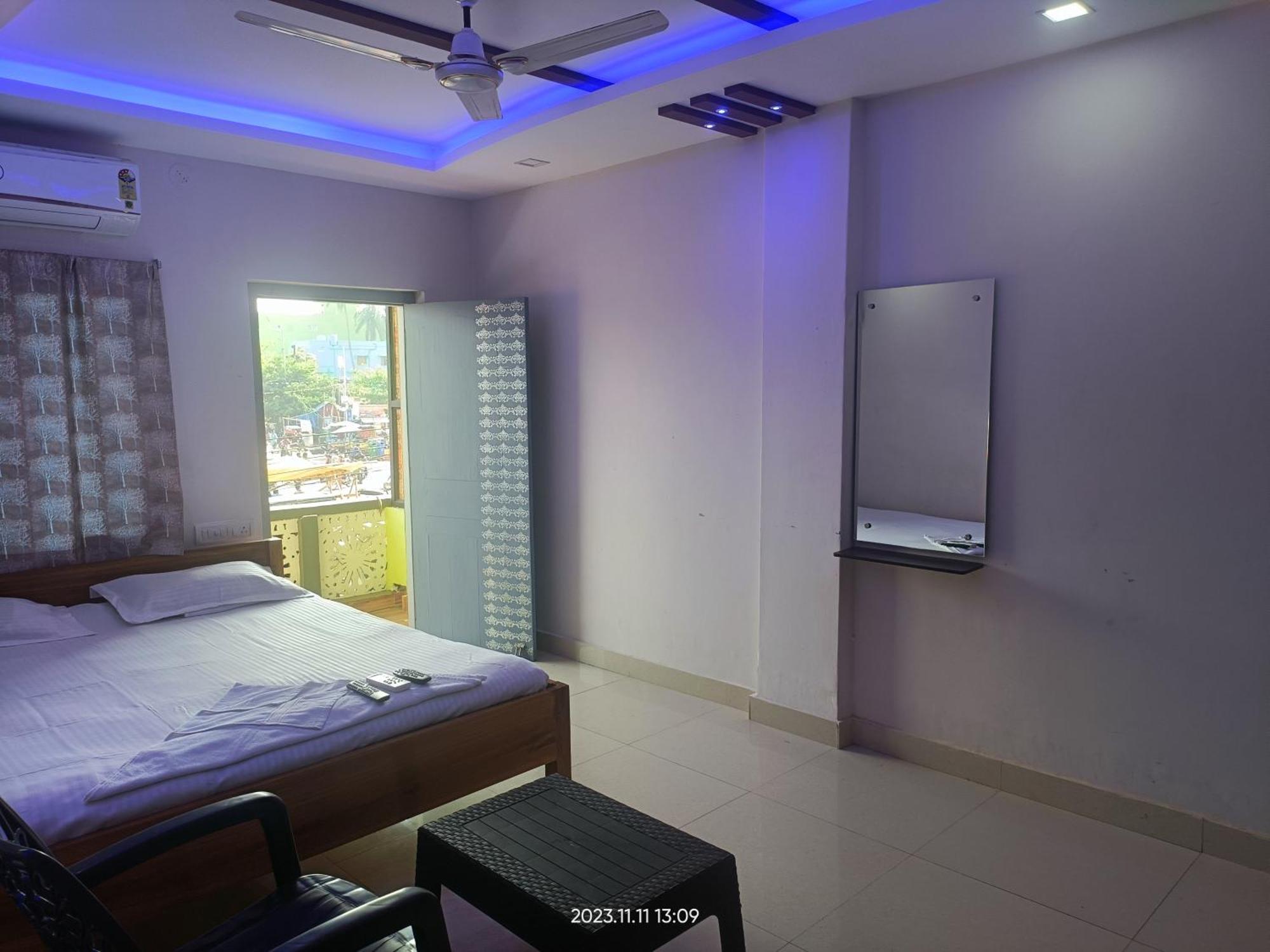 Hotel Grand View ปูรี ภายนอก รูปภาพ