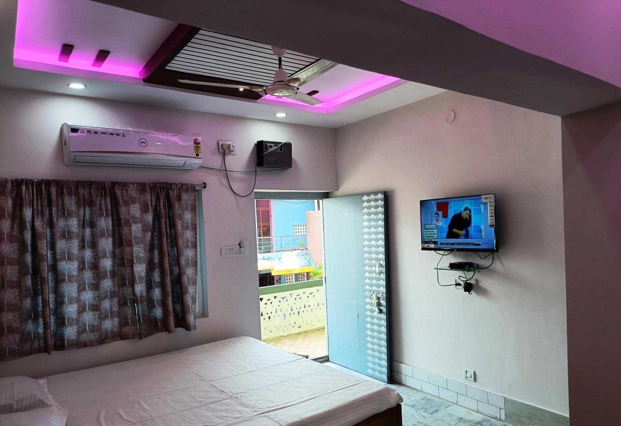 Hotel Grand View ปูรี ภายนอก รูปภาพ